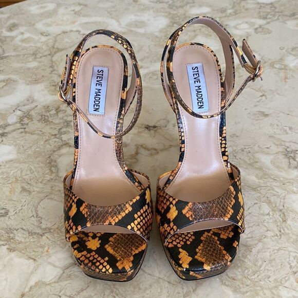 Steve Madden Snakeskin Platform Ankle Strap Heels - As New - Picture 4 of 13
